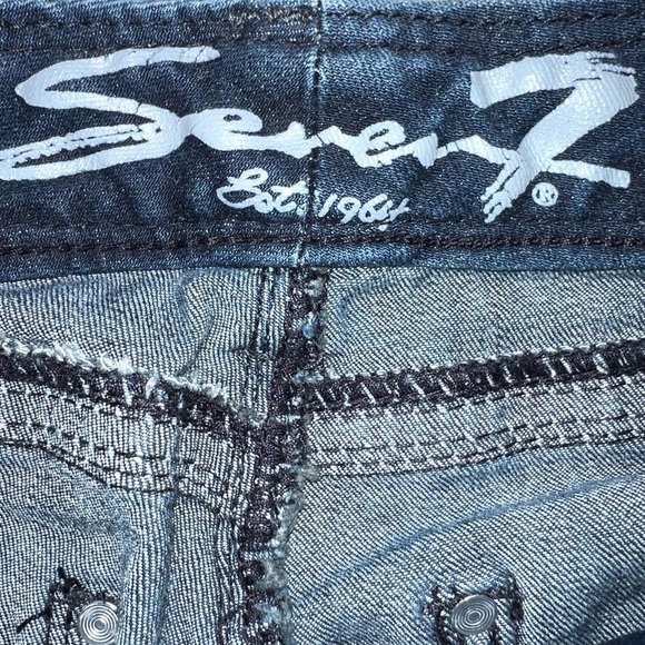 Seven7 size 6 dark blue wash Slim Boot frayed raw hem BOHO faded mid-rise jeans - Picture 14 of 16